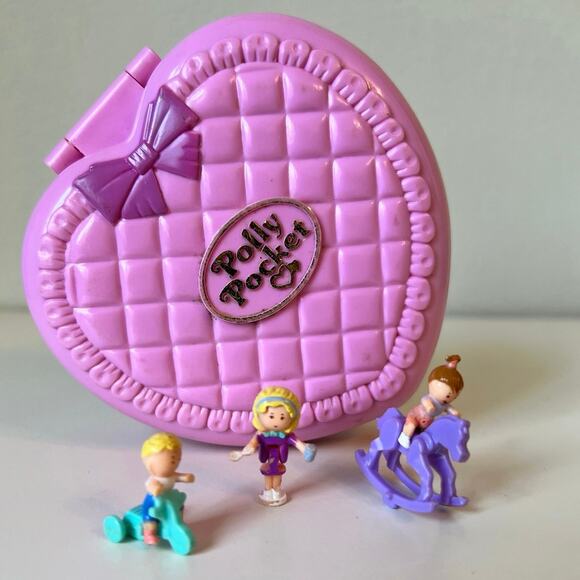 Polly Pocket - Bluebird Toys 1993 - Beach Café (loose